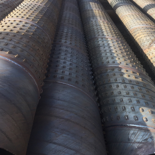 内江孔式滤水管的材质选择